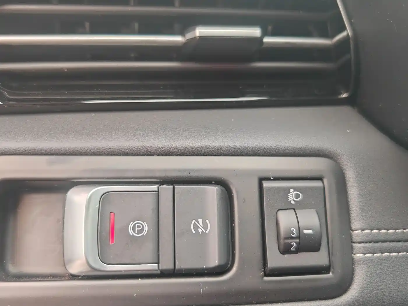 XPeng G3 2020 520i Joy Edition фото 19