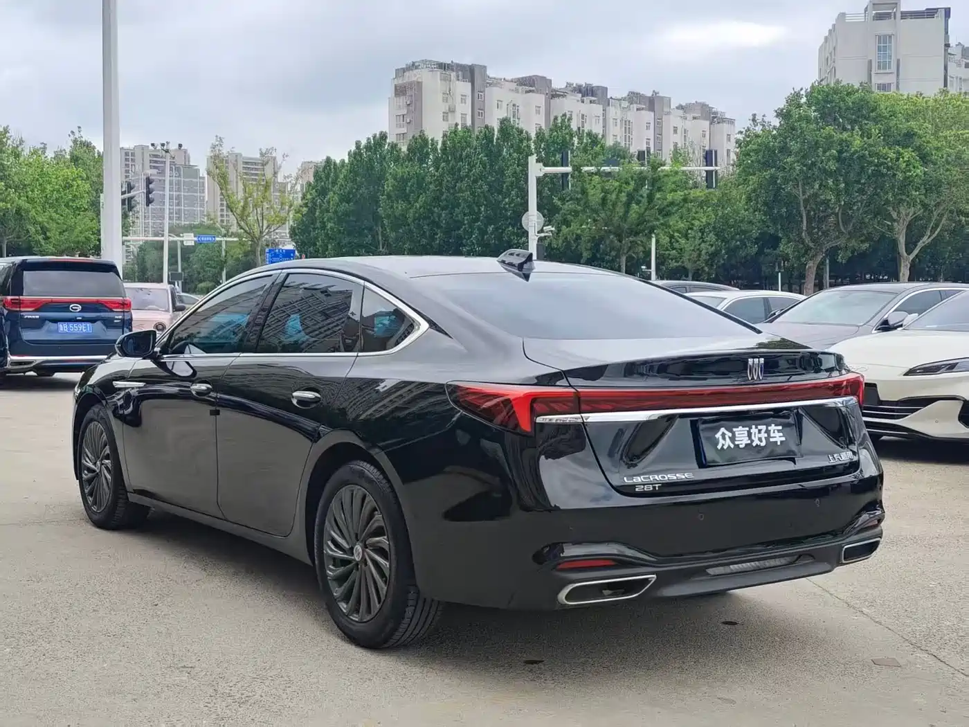 Buick LaCrosse 2025 Model 28T Platinum Edition фото 7