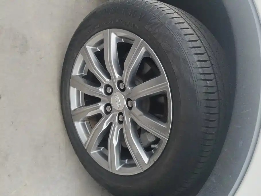 Cadillac XT4 2019 2018 Model 28T 4WD Leading