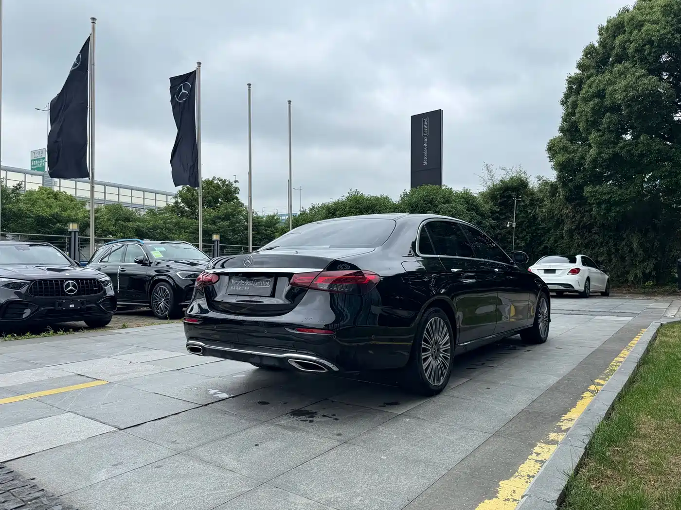 Mercedes-Benz E-Class 2021 E 300 L Fashion фото 7