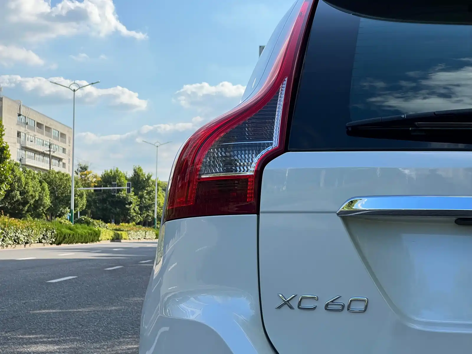 Фото 7 - Volvo XC60