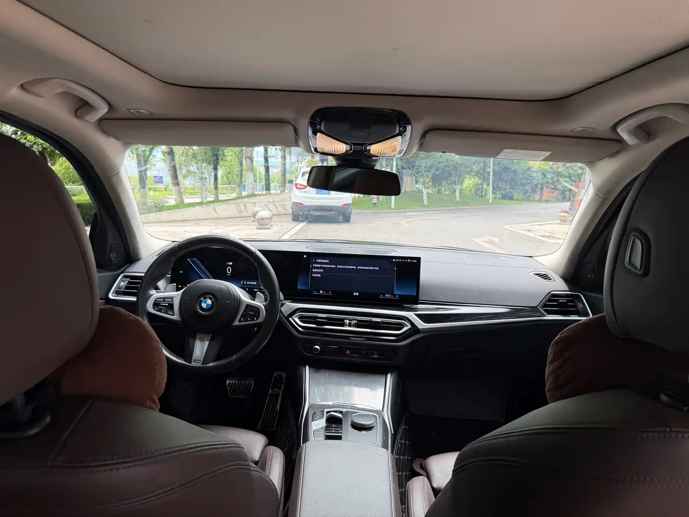BMW 3 Series 2023 325Li M Sport Black Night Package фото 13
