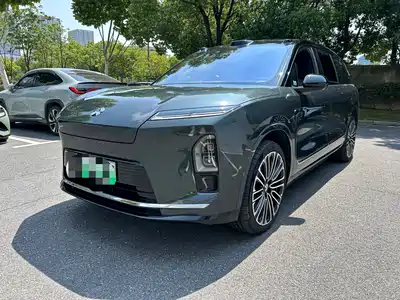 NIO ES8