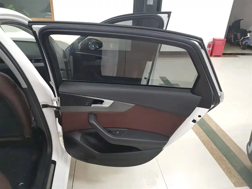 Audi A4L 2019 40 TFSI Progressive (China VI) фото 16