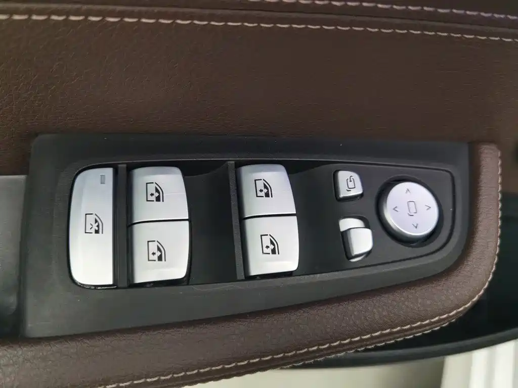 Фото 9 - BMW 1 Series
