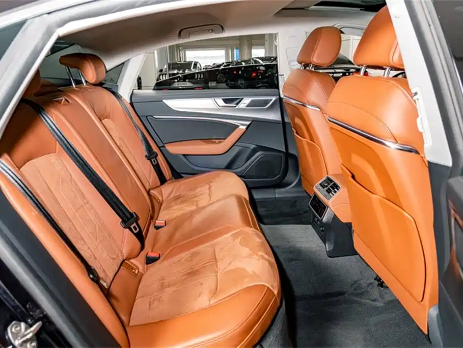 Audi A7L 2024 45 TFSI Luxury фото 20