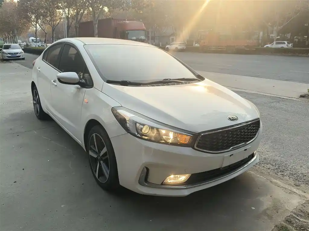 Kia K3 2016 1.6L Automatic GL фото 23