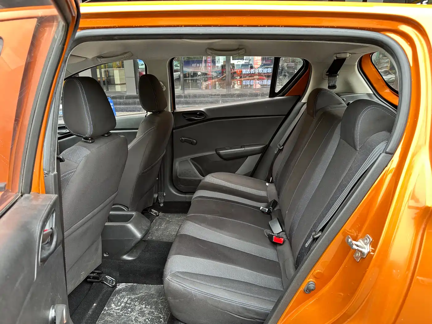 Baojun 310 2017 2016 1.2L Manual Value Edition