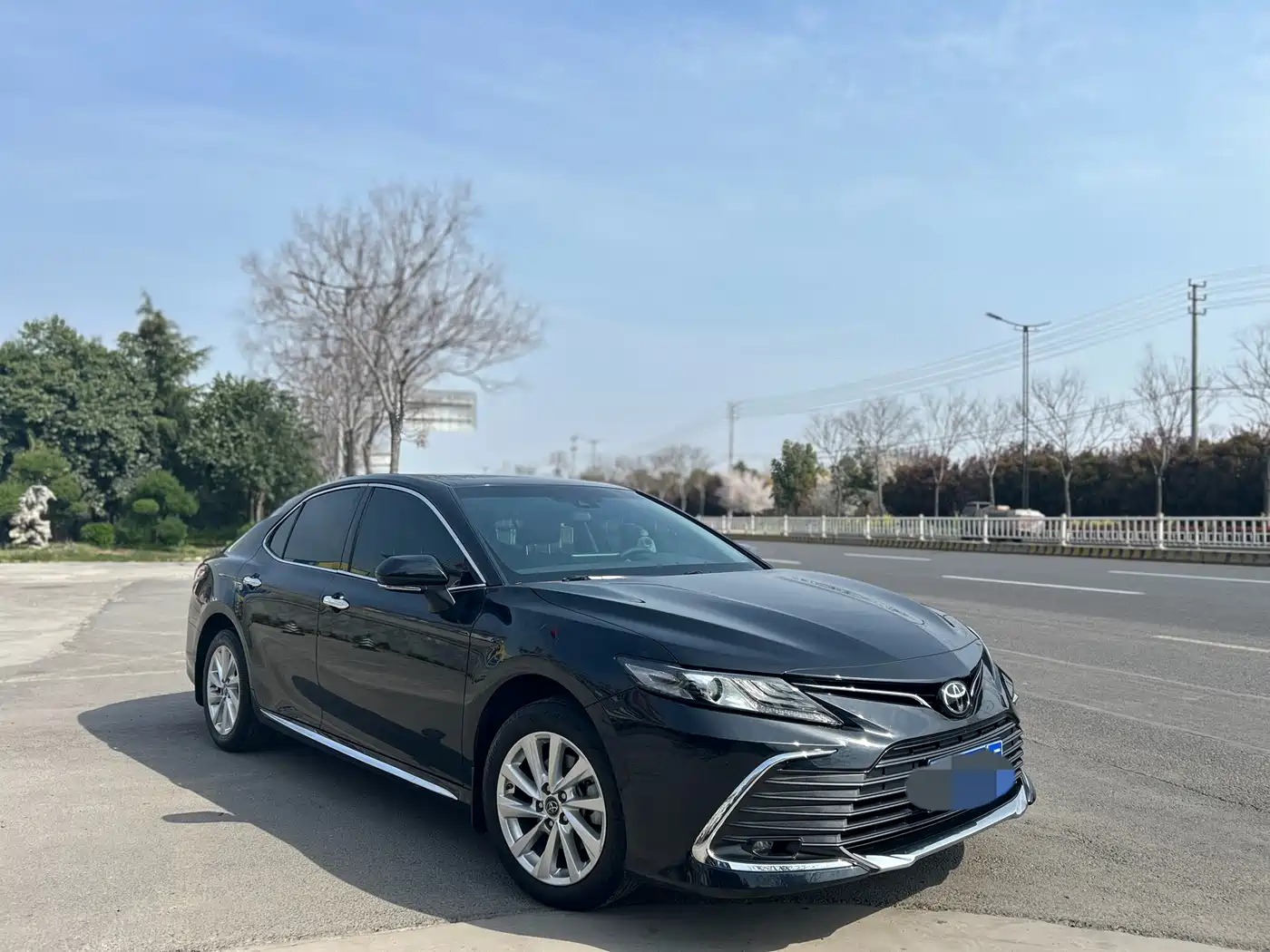 Toyota Camry 2023 2.0G Luxury Edition фото 7