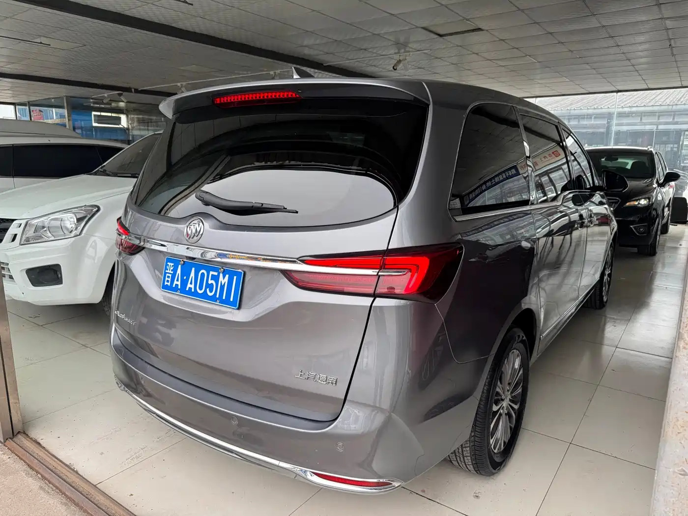 Buick GL8 2020 Model Land Business Class 652T Luxury фото 5