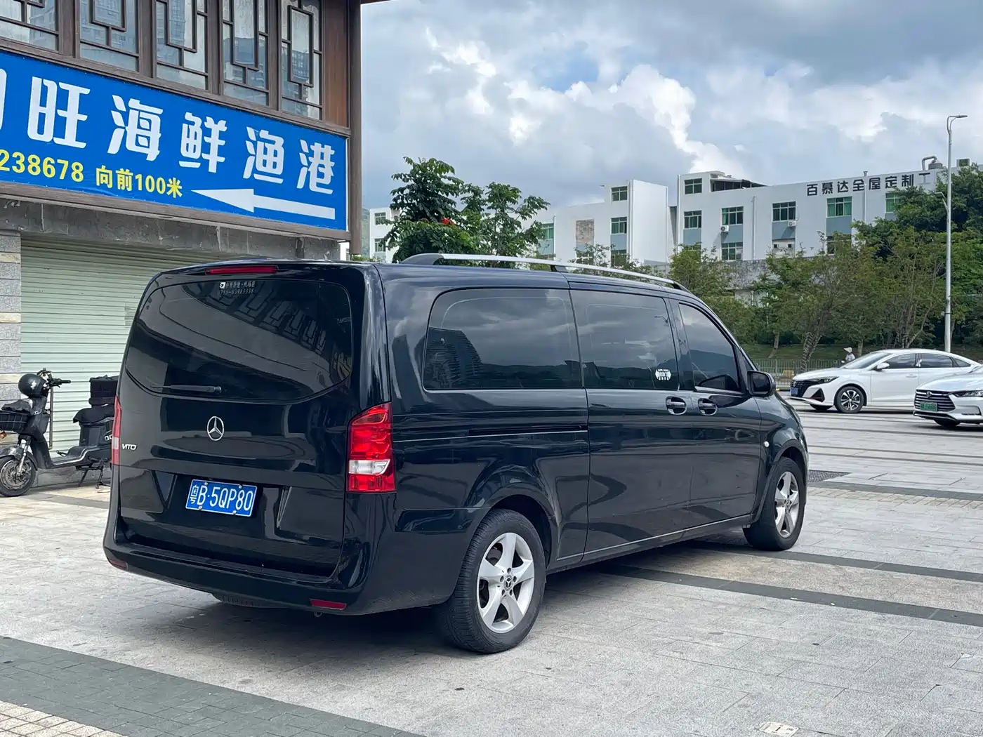 Mercedes-Benz Vito 2018 2.0T Business Edition China VI фото 4