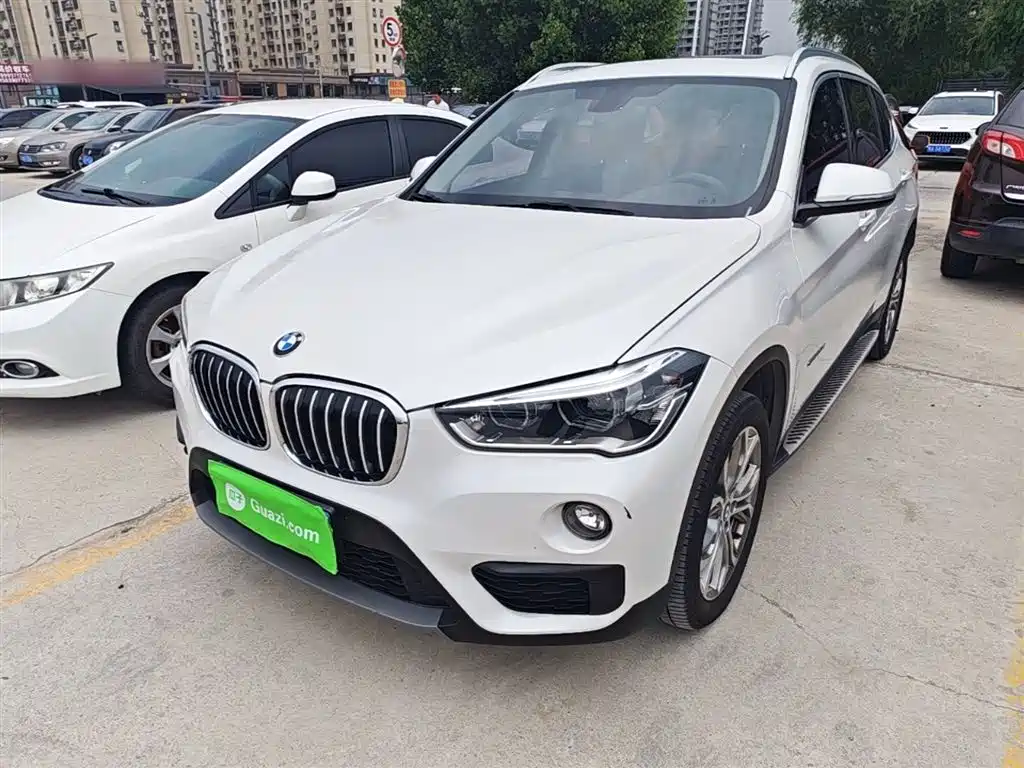 BMW X1 2018 sDrive20Li Leading Model фото 2