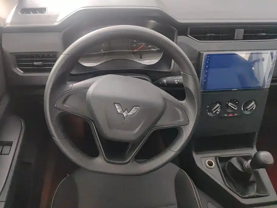 Wuling Motors Wuling Hongguang PLUS 2020 2020 1.5L Manual Standard 5-seater