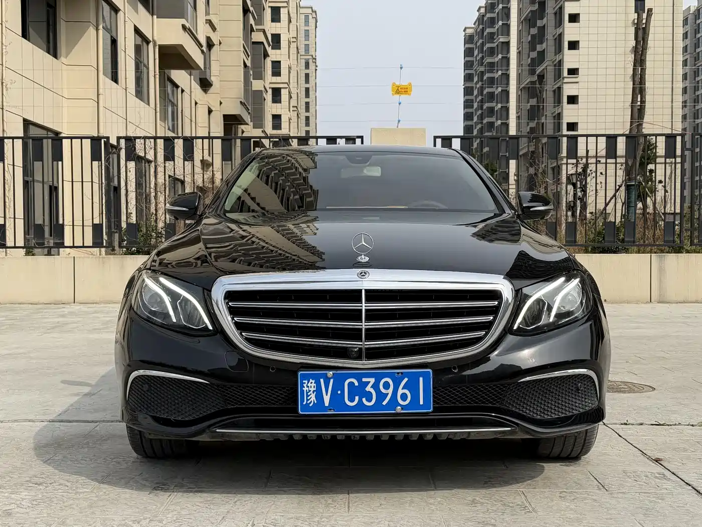Mercedes-Benz E-Class 2020 E 300 L Fashion фото 2