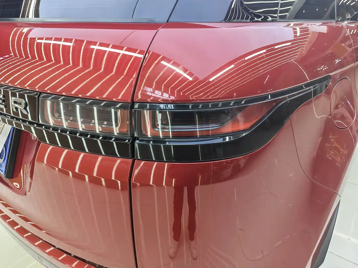 Land Rover Range Rover Evoque 2020 249PS R-DYNAMIC SE Sport Tech Edition фото 5