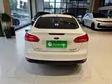 Фото 4 - Ford Focus