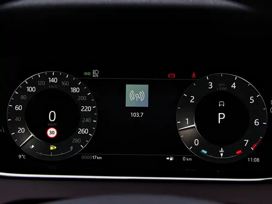 Land Rover Range Rover Evoque 2025 2024 Range Rover Evoque L 249PS Light Master Edition