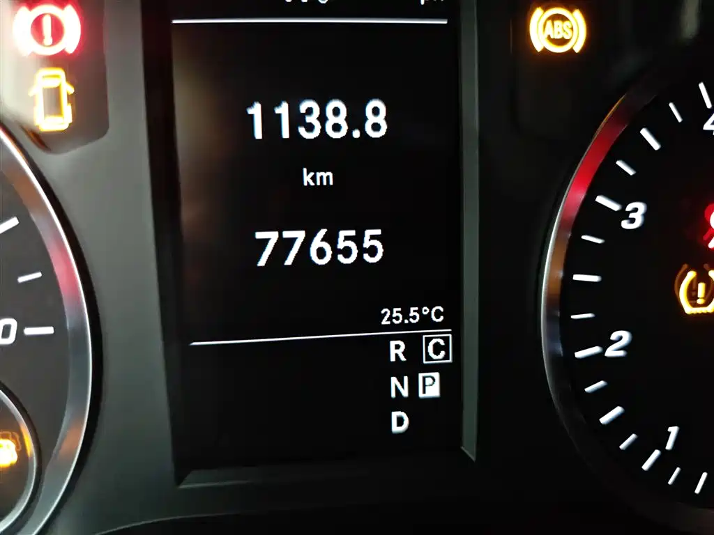 Mercedes-Benz Vito 2021 2.0T Business Edition 7-seater фото 12