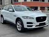 Фото 3 - Jaguar F-PACE
