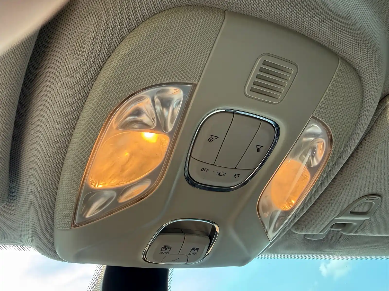 Фото 15 - Jeep Compass