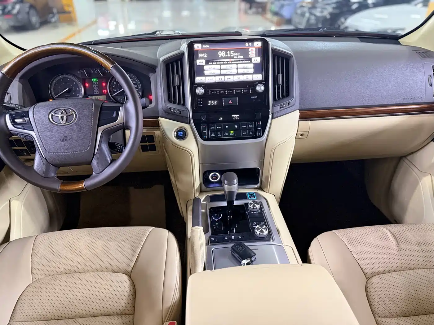 Toyota Land Cruiser (Import) фото 8