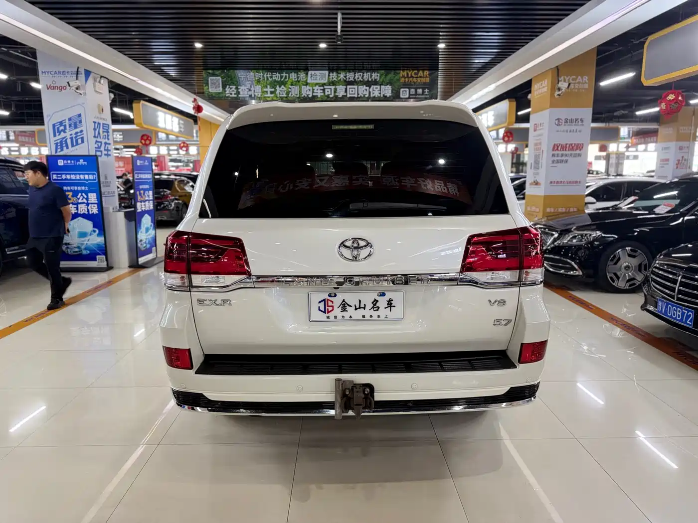 Toyota Land Cruiser (Import) фото 14
