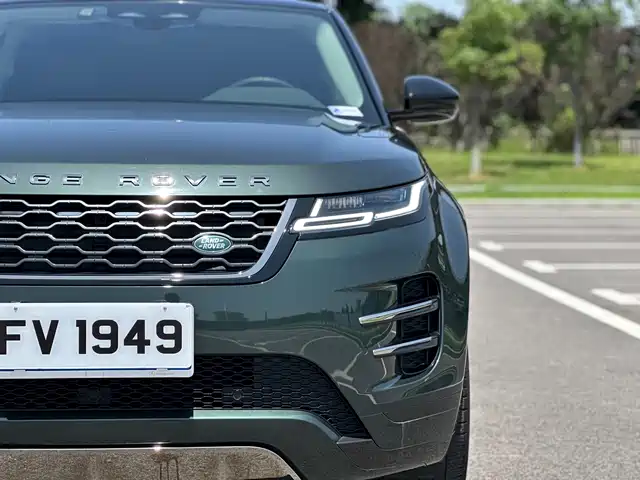 Land Rover Range Rover Evoque 2021 Range Rover Evoque L 249PS R-Dynamic First Edition Launch Edition — фото 3