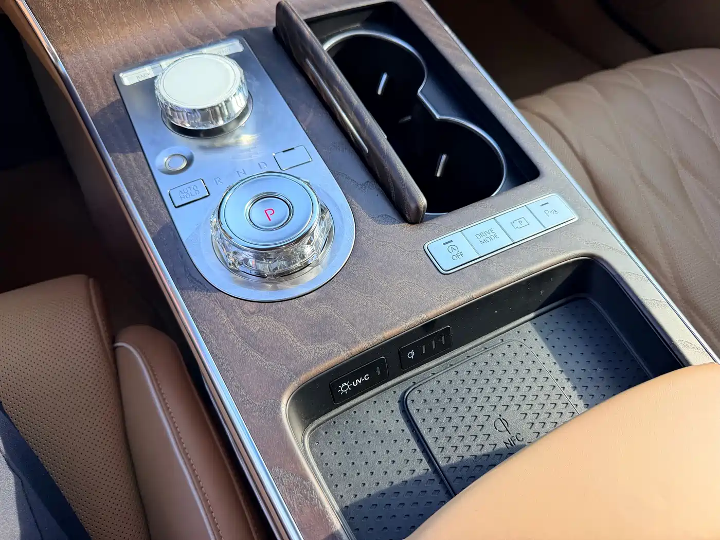 Genesis G80 2025 2024 2.5T 4WD Flagship Edition
