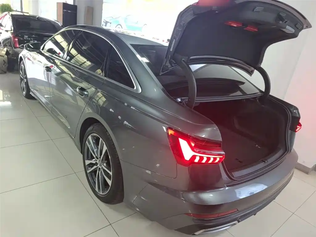 Audi A6L 2021 40 TFSI Luxury Sport фото 5
