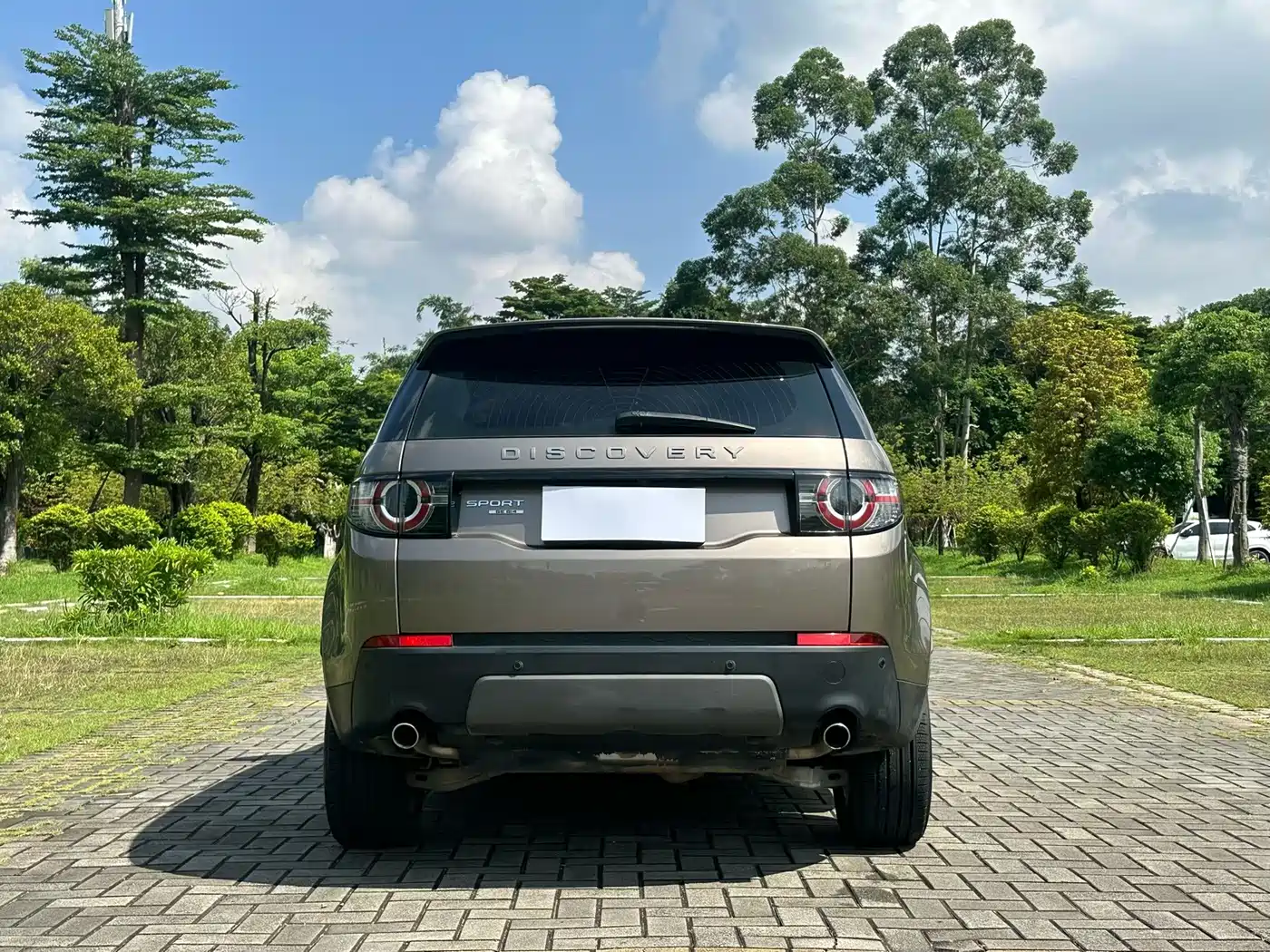 Фото 8 - Land Rover Discovery Sport