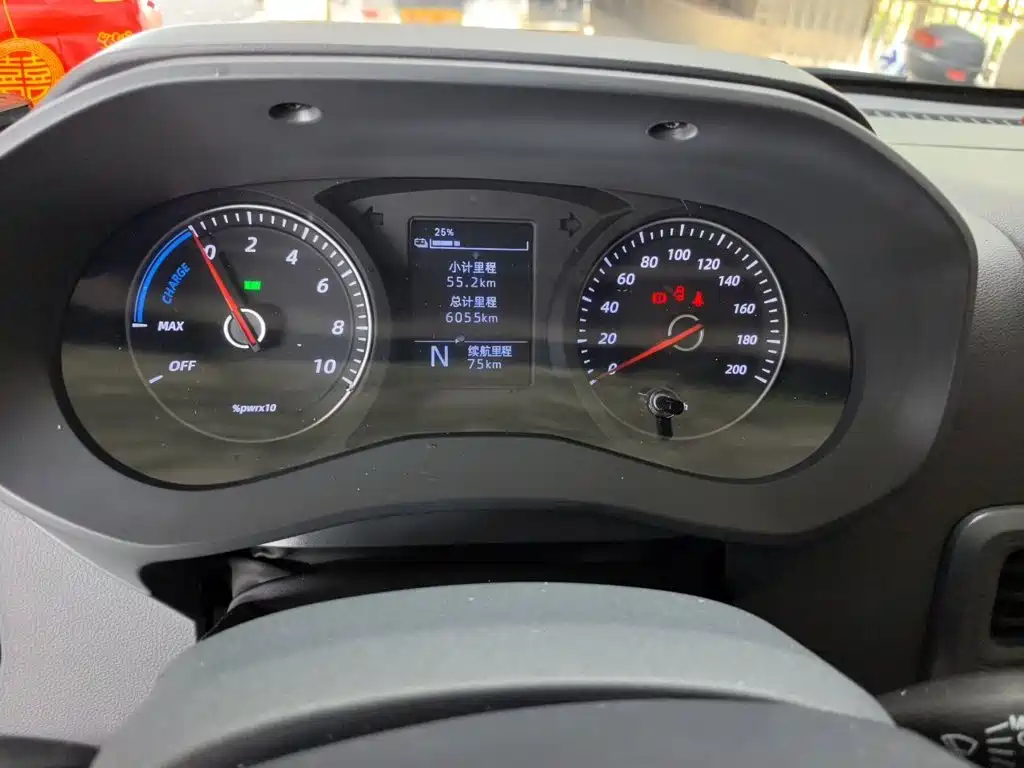 Wuling Motors Wuling Yangguang 2025 2025 310KM Sealed Window CATL Custom Edition