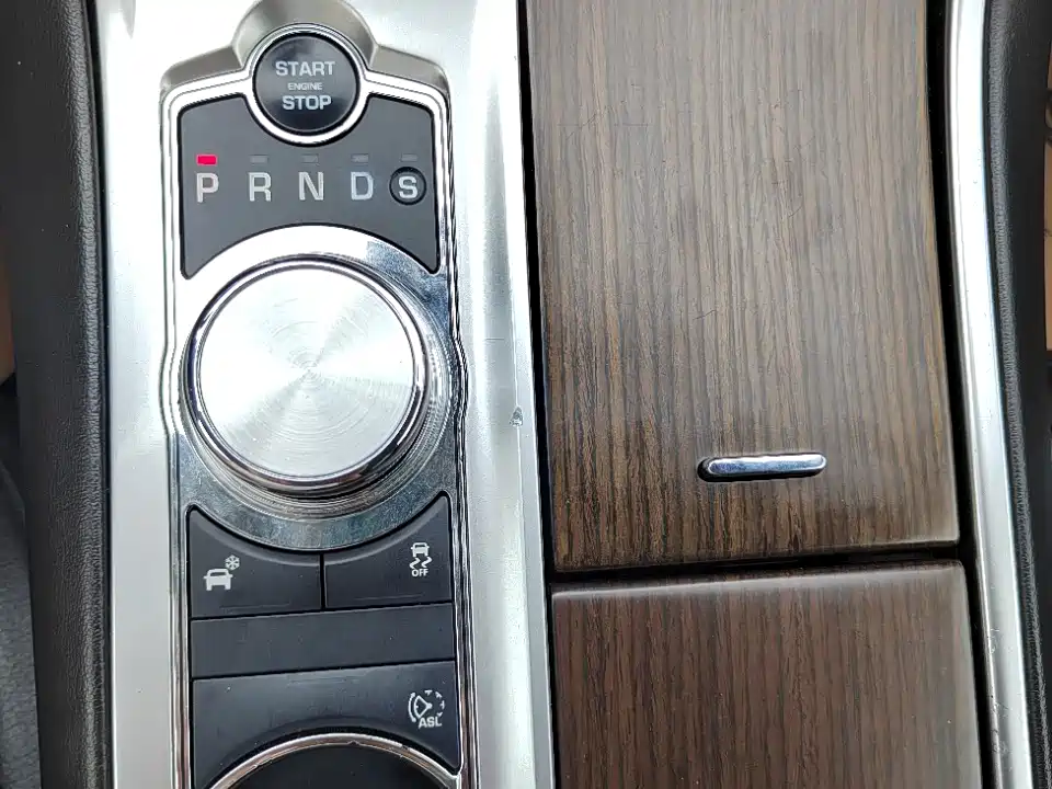 Jaguar XF 2015 2015 XF 2.0T Style Edition