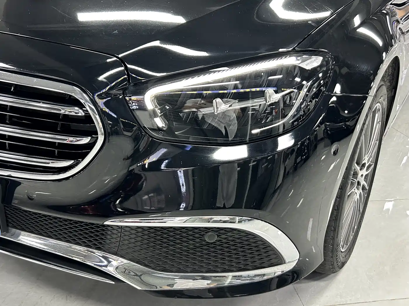Mercedes-Benz E-Class 2023 E 260 L фото 10