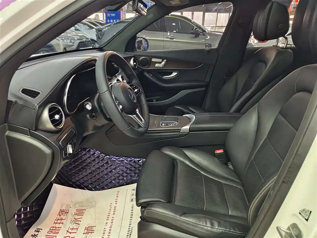 Mercedes-Benz GLC 2020 GLC 260 L 4MATIC Luxury фото 10