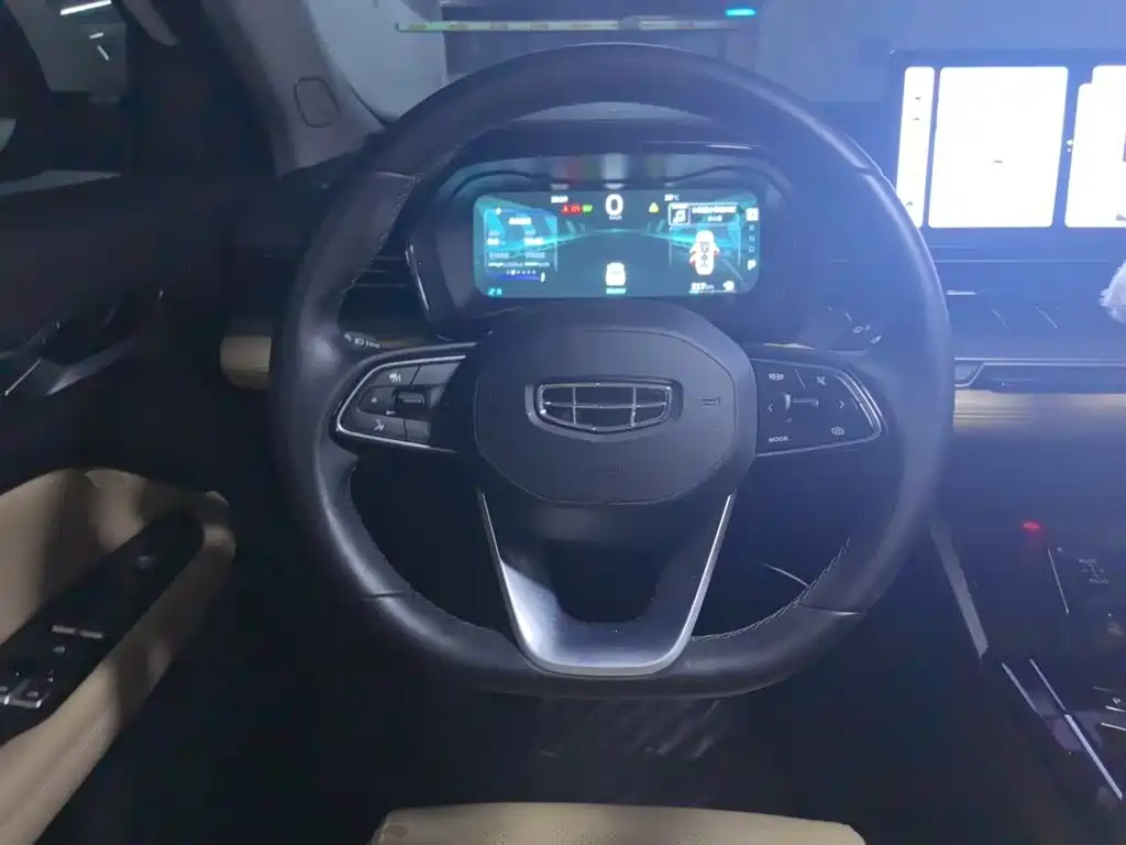 Geely Emgrand L HiP 2025 2024 Model Soaring Dragon Edition 1.5TD-DHT Pro 100KM Excellence Type