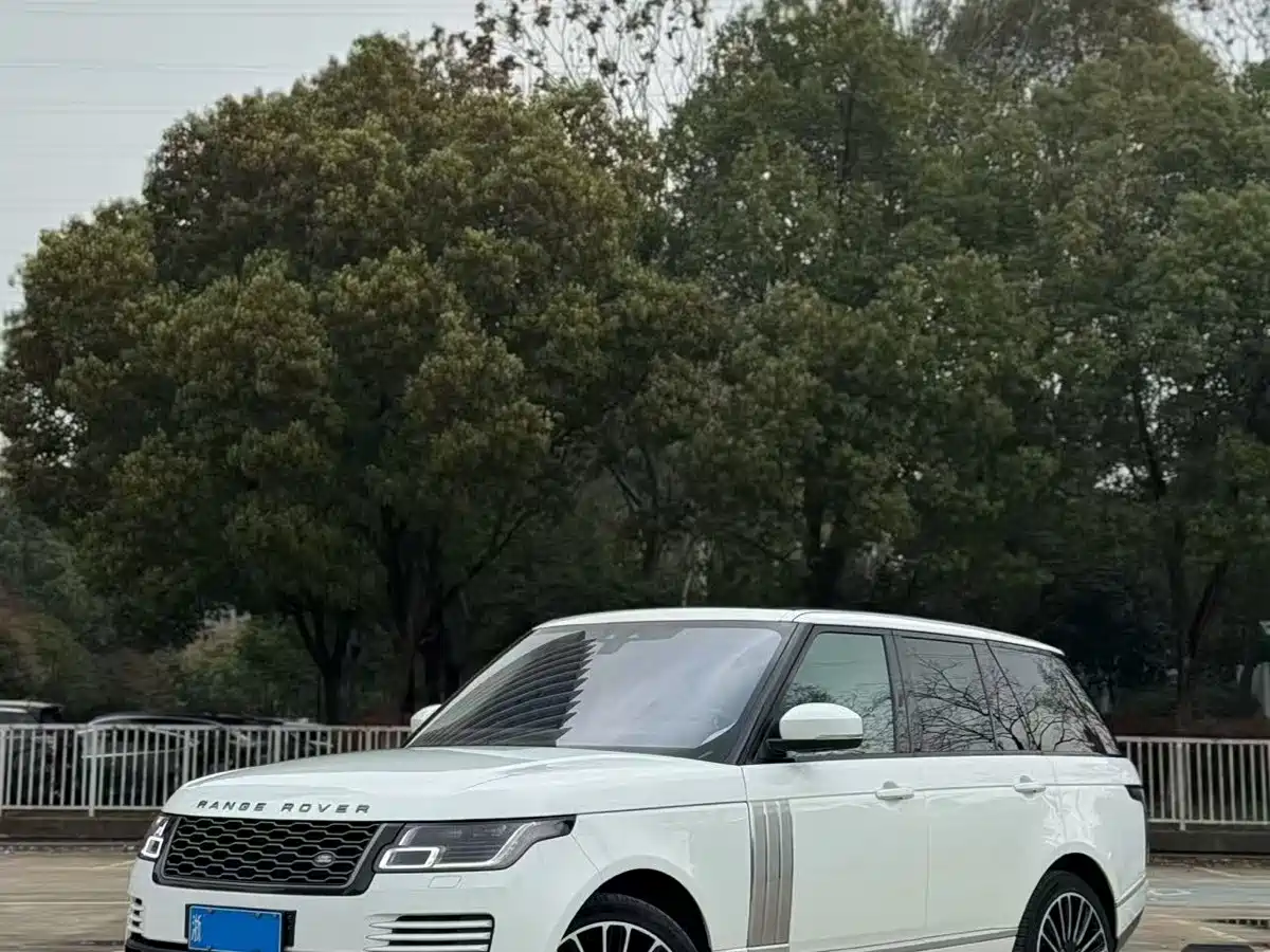 Land Rover Range Rover 2017 3.0 SC V6 Vogue фото 2