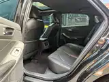 Фото 8 - Toyota Avalon