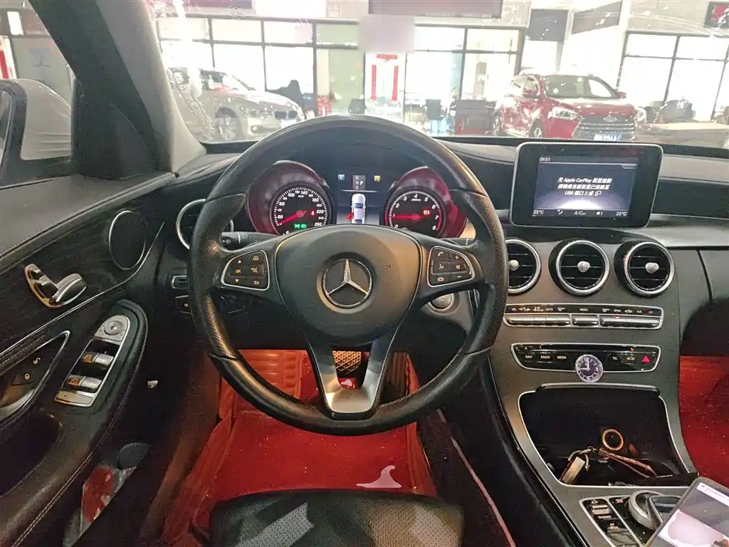 Mercedes-Benz C-Class 2018 C 180 L Fashion Sport Edition фото 3