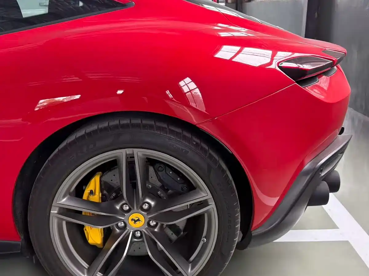 Ferrari Roma 2023 2020 3.9T V8