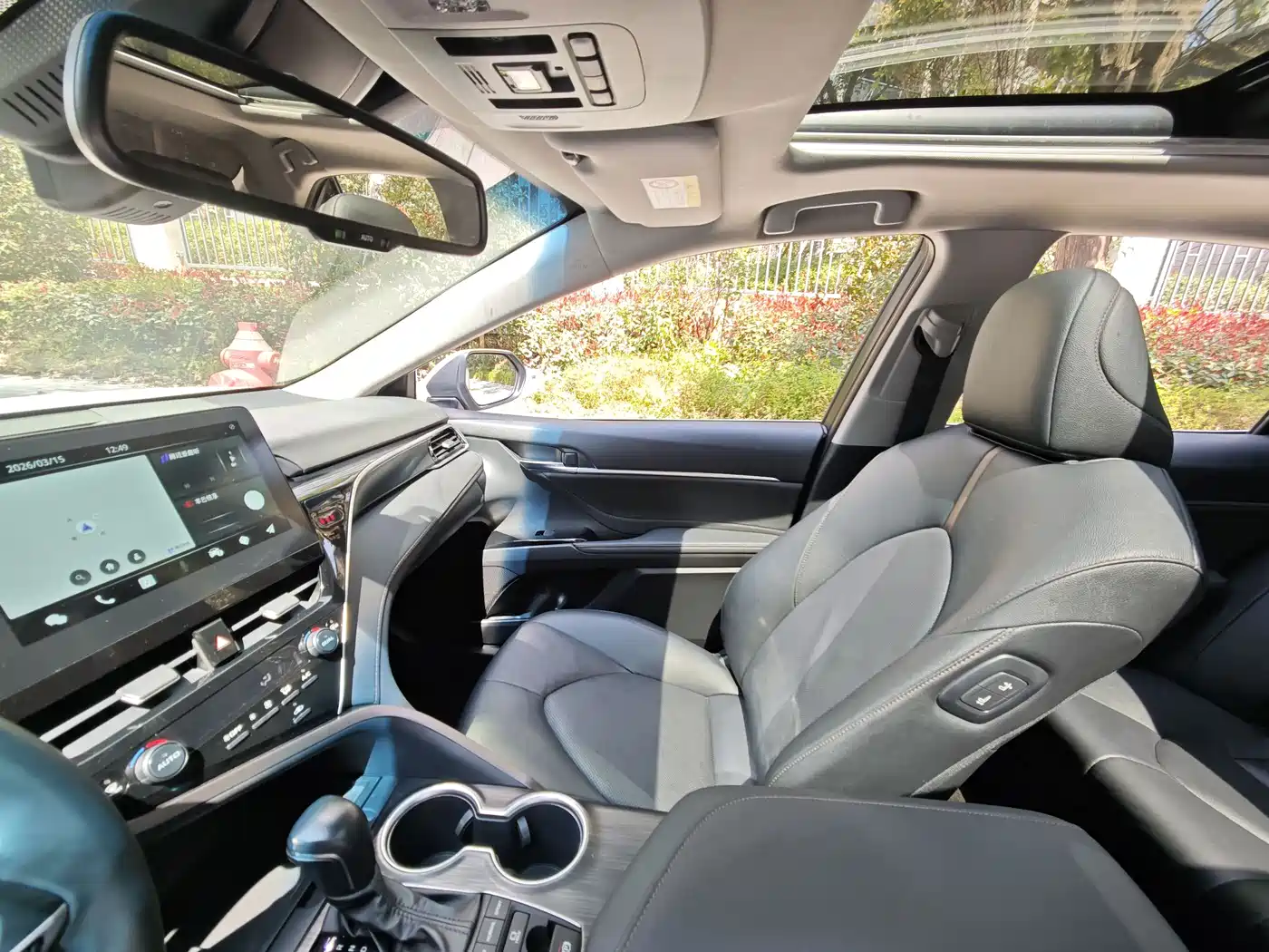 Toyota Camry 2021 2.5G Luxury Edition фото 11