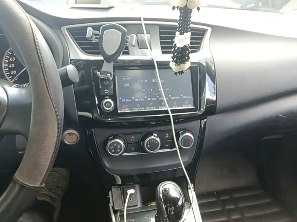 Фото 18 - Nissan Sylphy