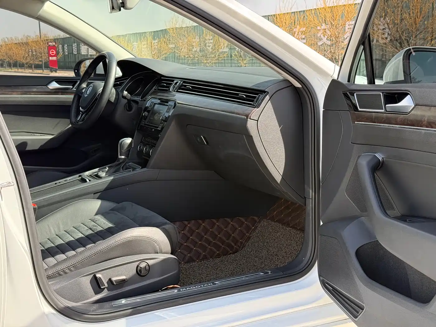 Volkswagen Magotan 2018 330TSI DSG Luxury фото 35