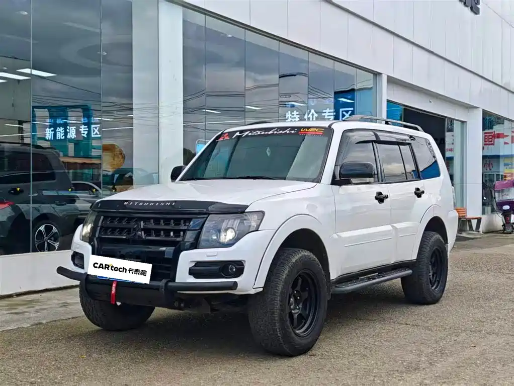 Mitsubishi Pajero (Import) 2012 3.0L Elite Plus Edition