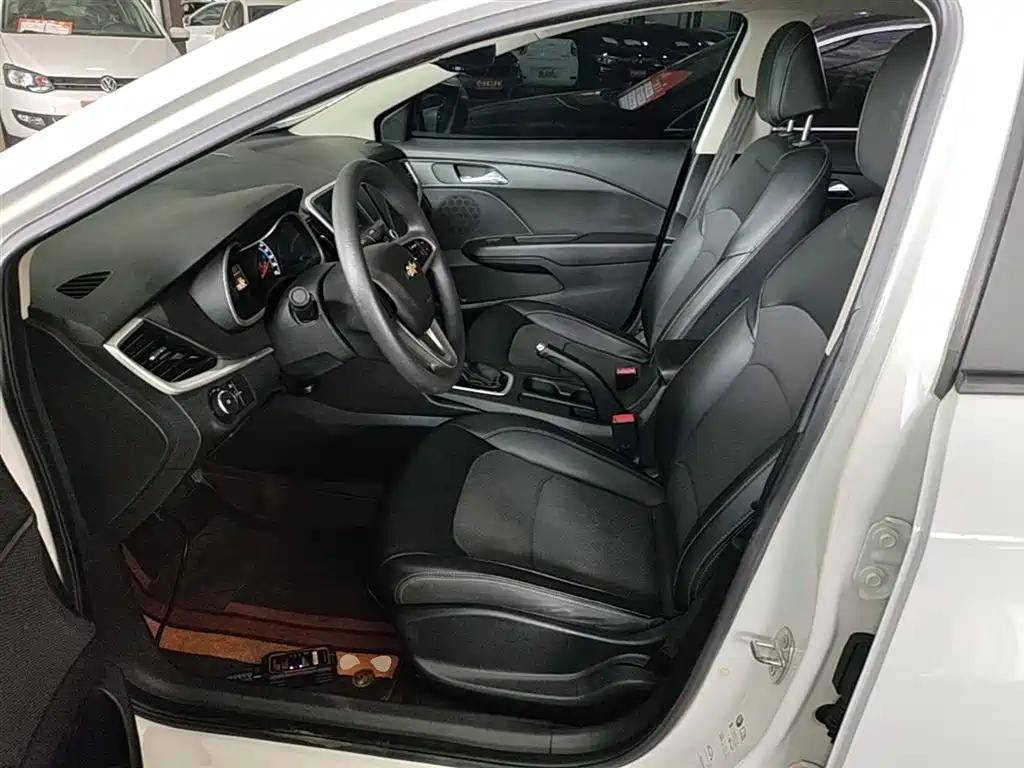 Chevrolet Cavalier 2016 1.5L Automatic Delight Edition фото 15