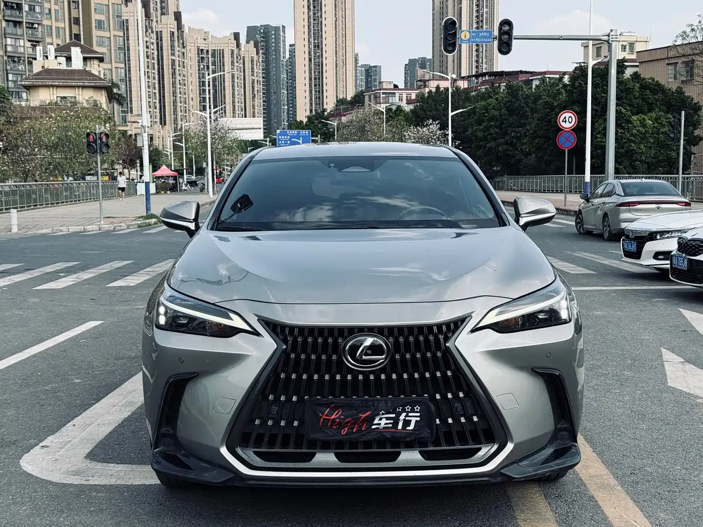 Lexus NX 2023 350h FWD Dynamic Edition фото 2