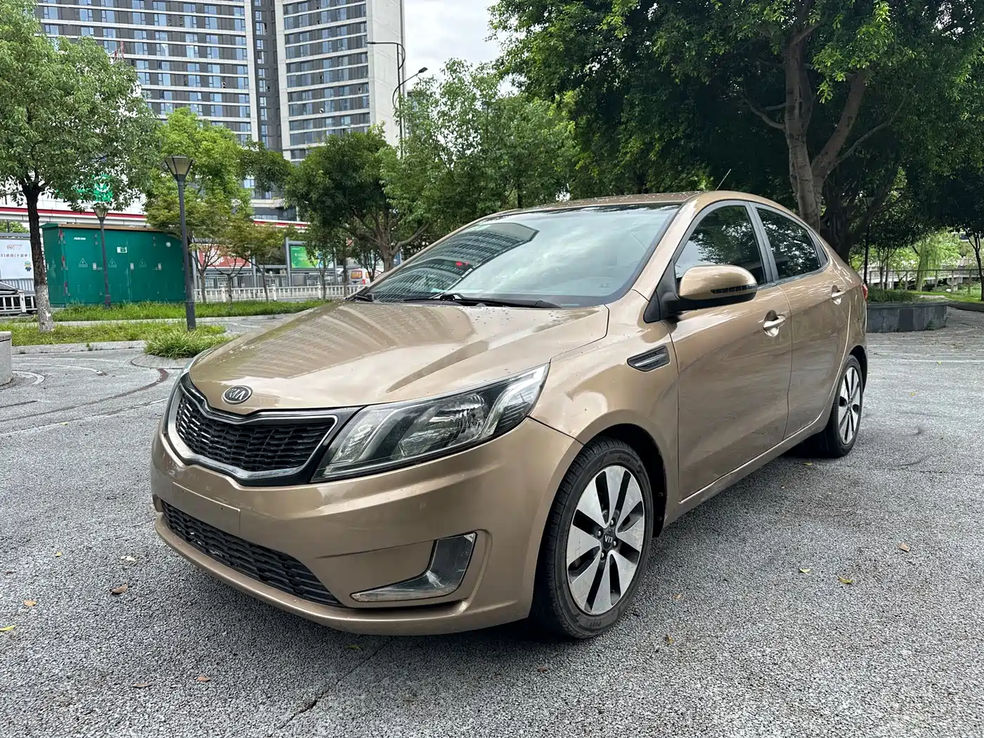 Kia K2 2012 2012 Sedan 1.6L AT Premium ECO Commemorative Edition