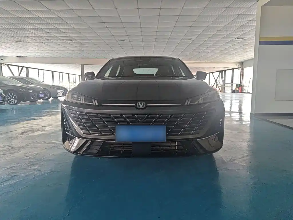Changan Eado 2025 2025 Model Year Facelift 1.5T 500Bar Premium Edition