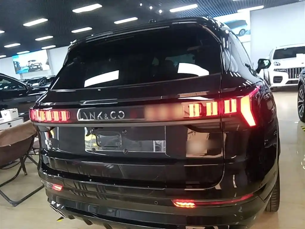Lynk & Co 09 2021 2.0T Halo 7-seater фото 6