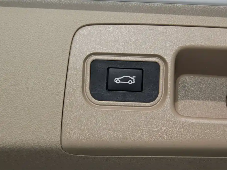 Buick GL8 2025 Land Business Class Comfort DG Edition фото 28