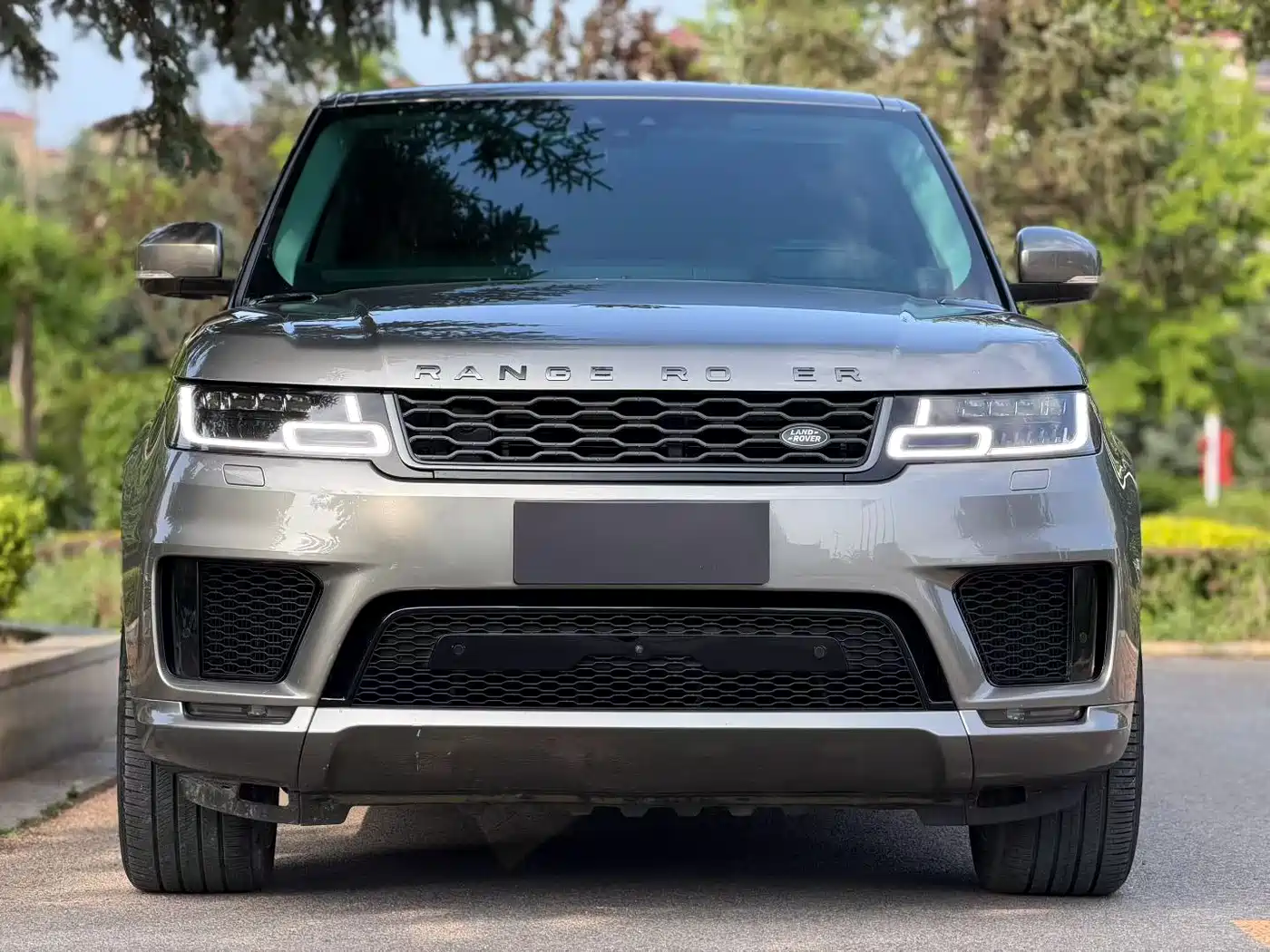 Land Rover Range Rover Sport 2020 3.0 L6 HSE DYNAMIC фото 3